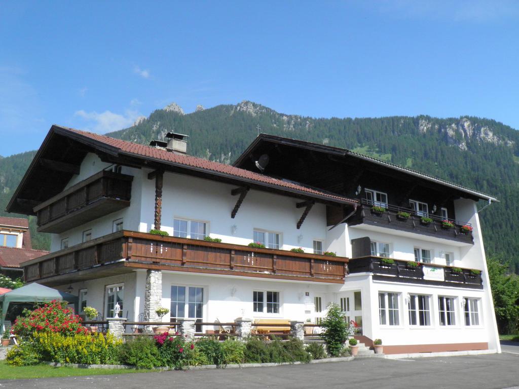 Апарт готель Alpenhof Waengle Ройтте Екстер'єр фото
